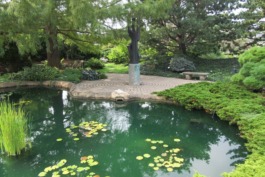 Quad City Botanical Center image