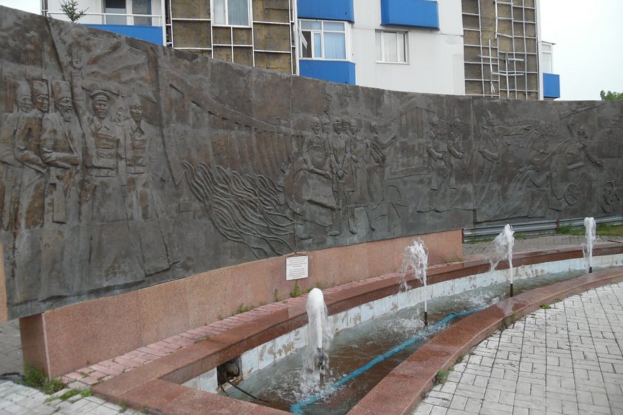 Monument to Aliya Moldagulova image