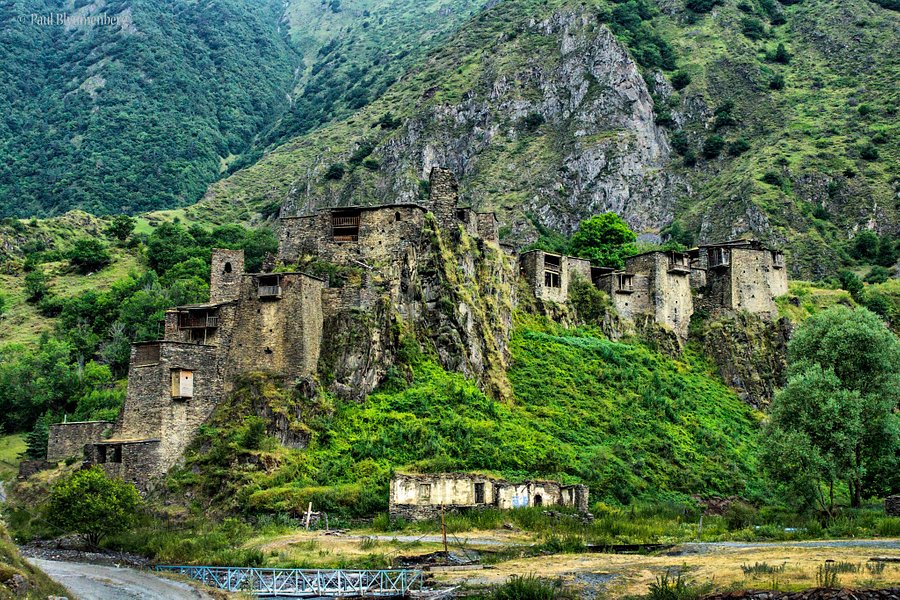 Shatili Medieval Fortress Village image