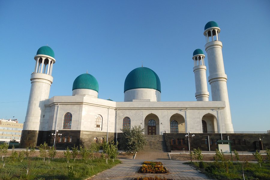 Central Mosque Akmeshit-Syrdarya image