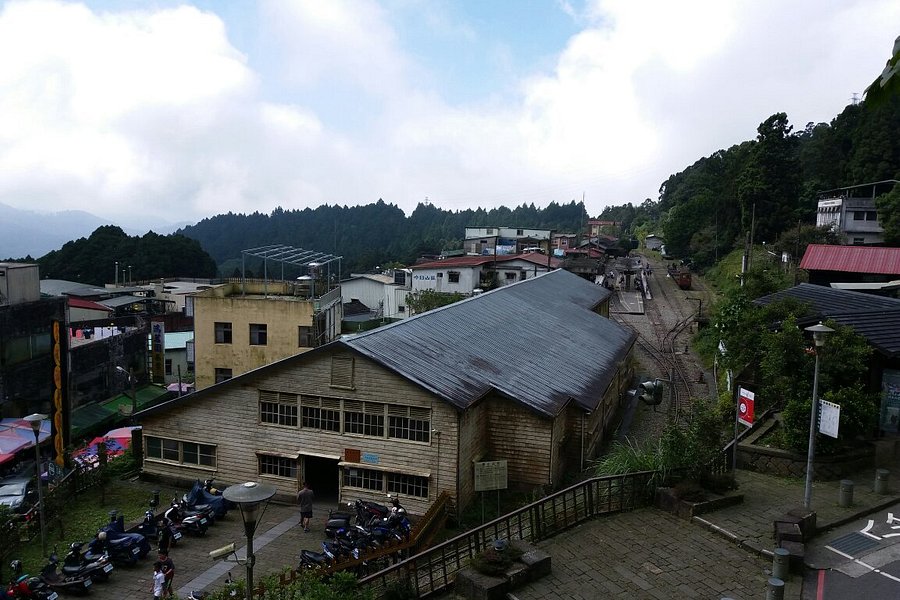 Fenchihu Old Town image