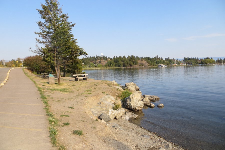 Lakeside Community Park image