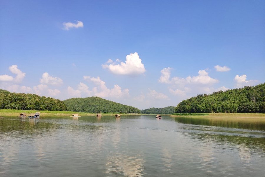 Huai Krathing Reservoir image