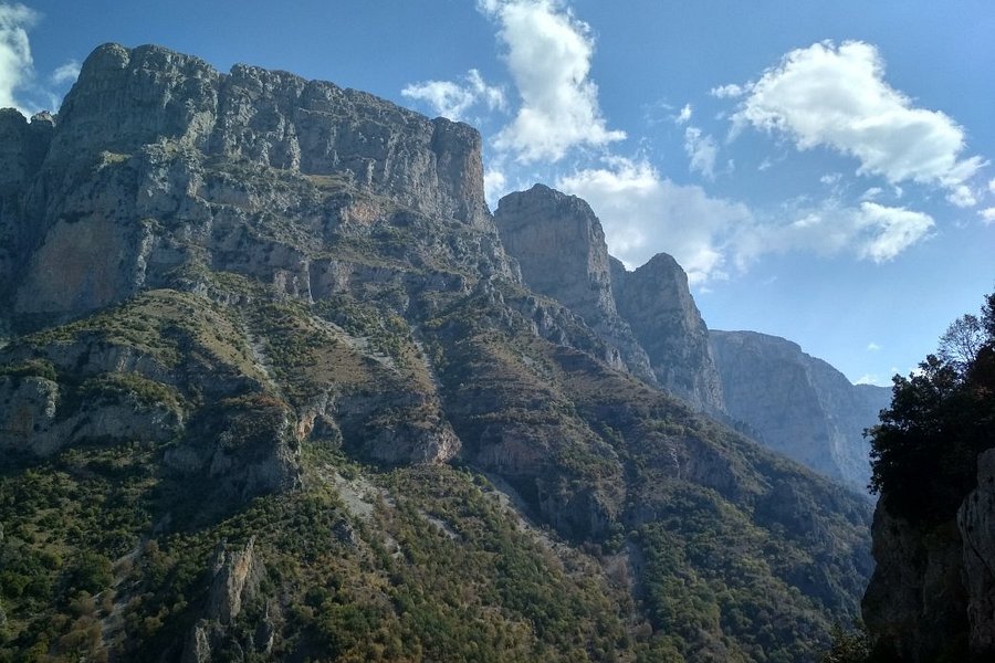 Vikos Gorge Viewpoint image