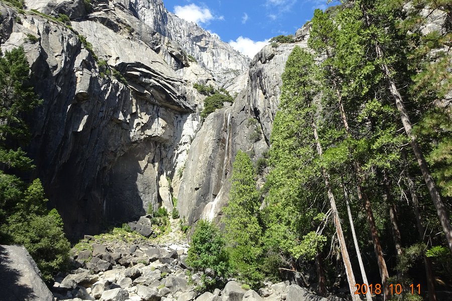 Lower Yosemite Fall Trail image