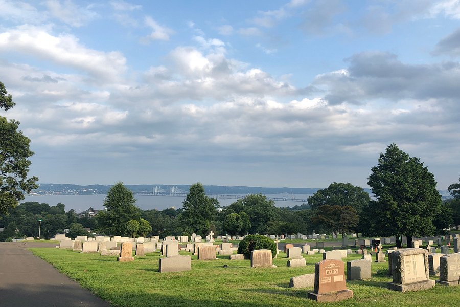 Oak Hill Cemetery image