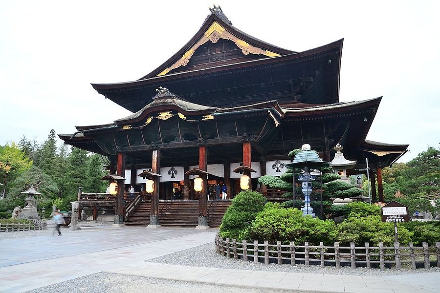 Zenko-ji Temple image