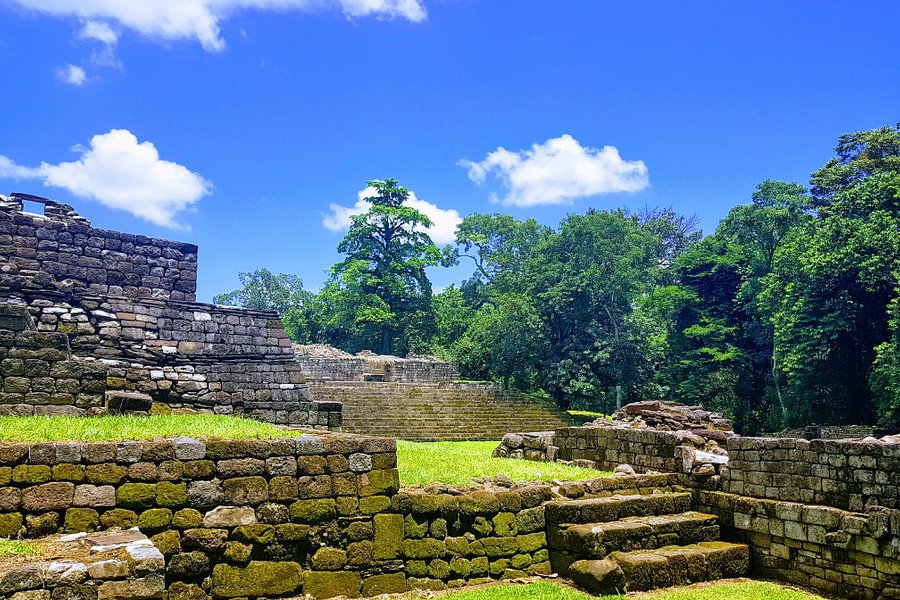 Archaeological Park and Ruins of Quirigua image