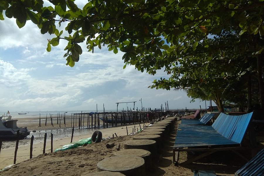 Binalatung Beach image