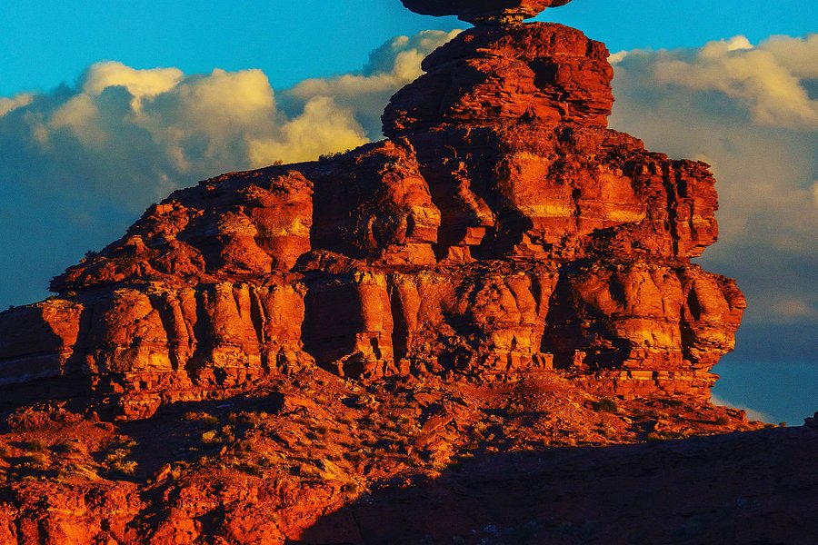 Mexican Hat Rock Formation image