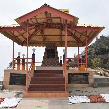 Bomdila War Memorial and View Point image