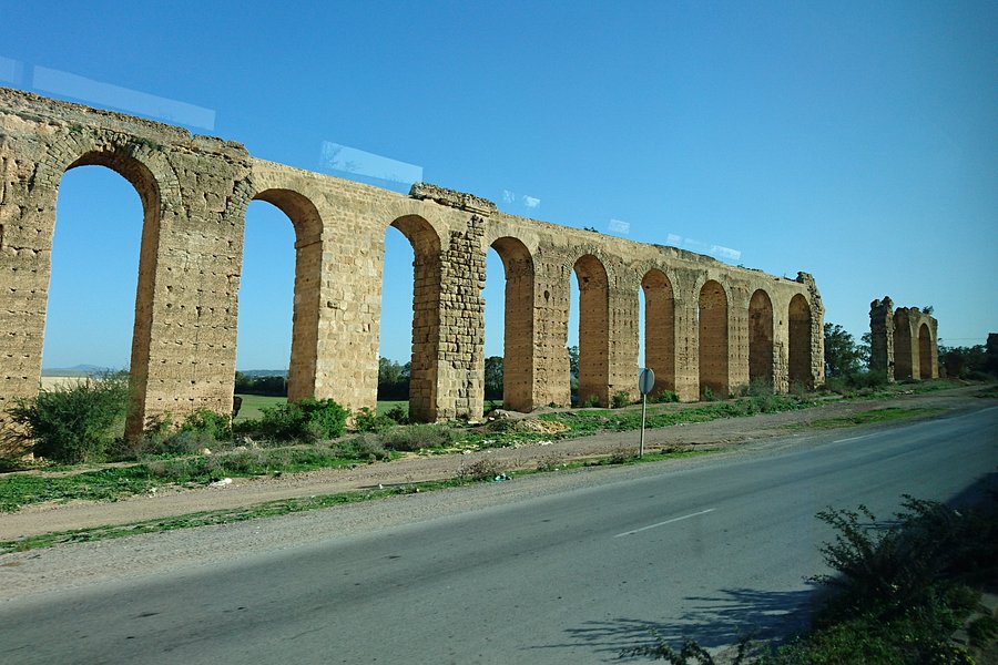L'aqueduc de Zaghouan image