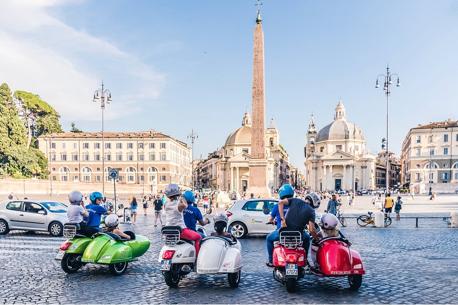 Vespa Sidecar Tour in Rome image