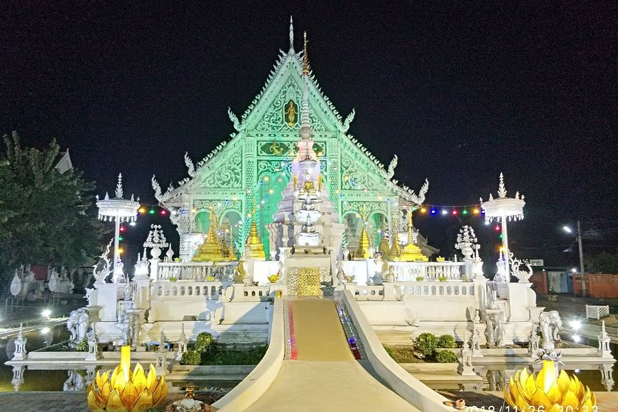 Wat Chiang Rai image