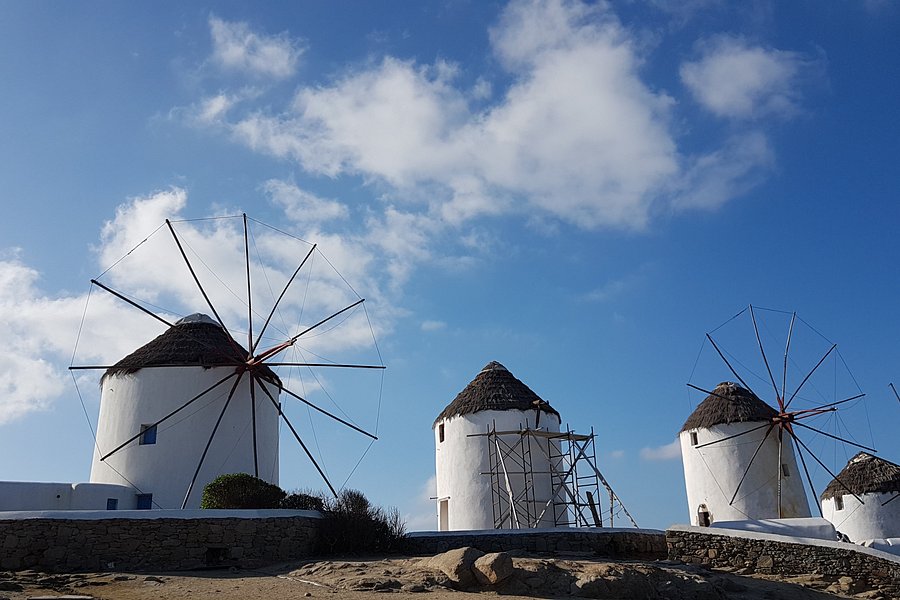 The Windmills (Kato Milli) image