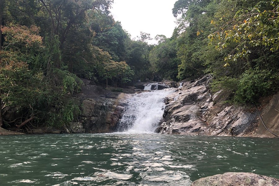 Samed Choon Waterfall image