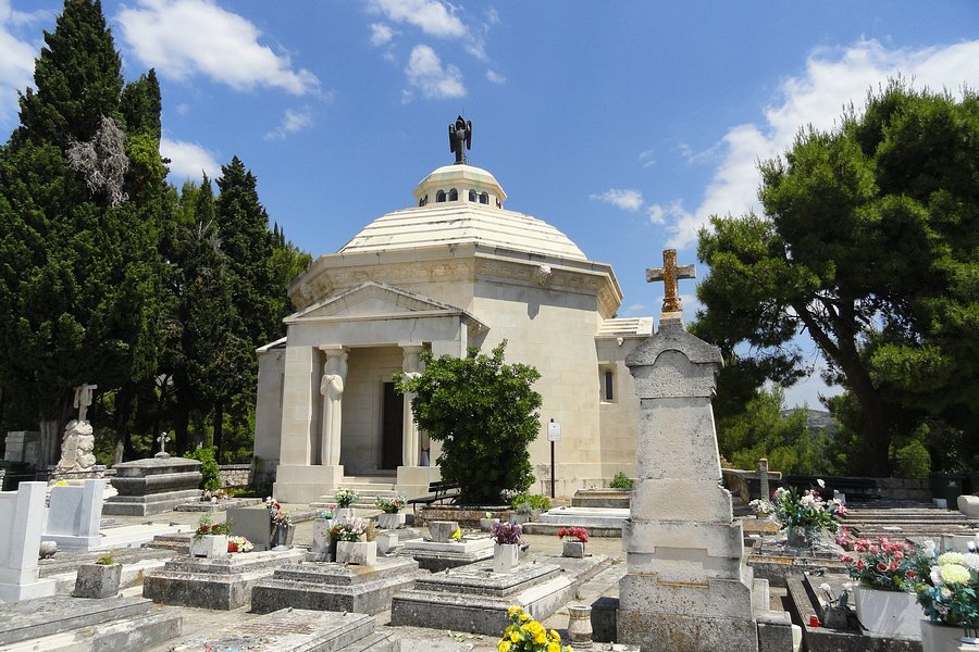 Cavtat Cemetery image