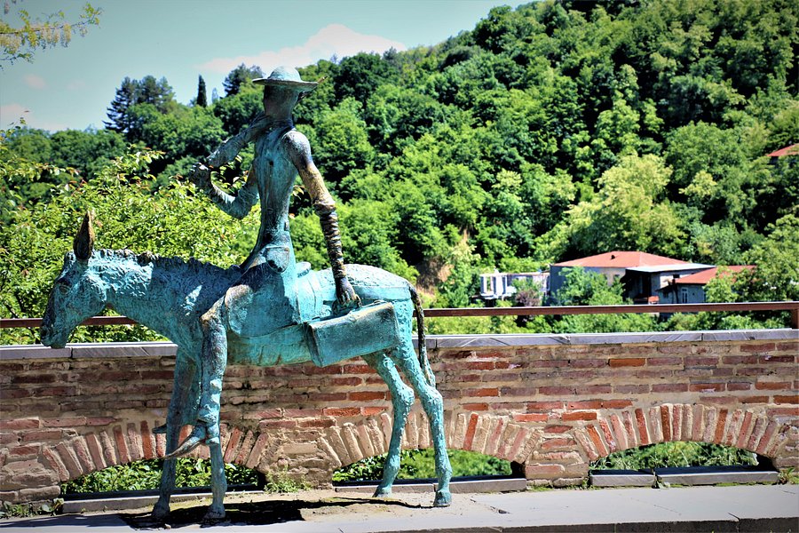 Sculpture "The Doctor on a Donkey" image