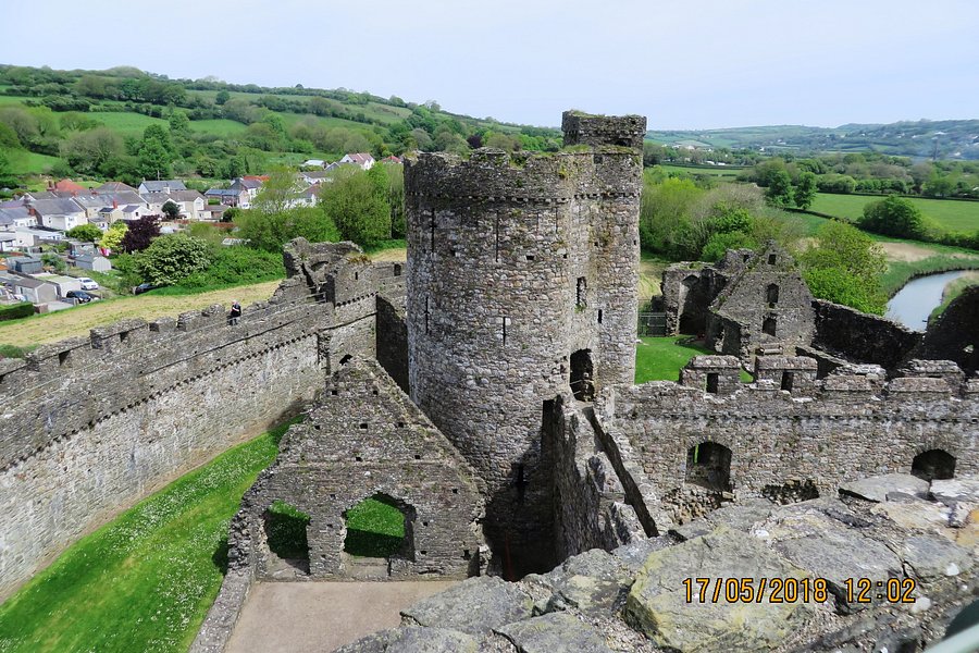 Kidwelly Castle image