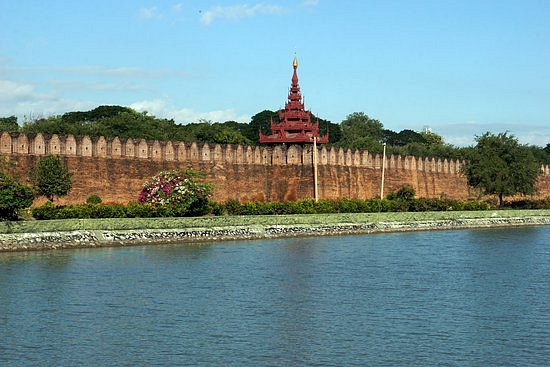 Mandalay Fort image