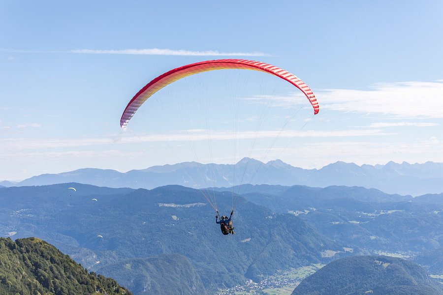 Kumulus Paragliding image