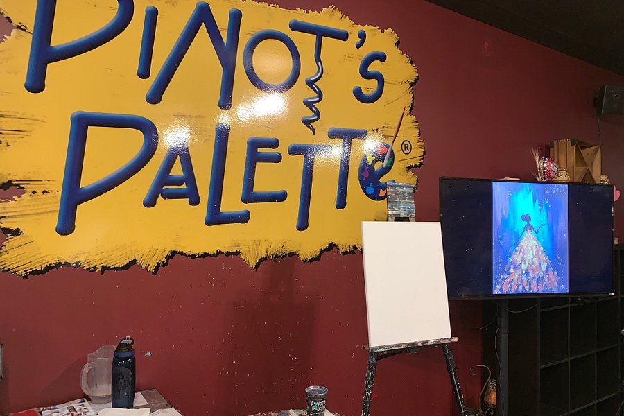 Pinot's Palette image