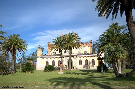 Castillo de Piria image