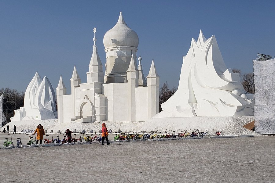 Harbin Snow Fair image