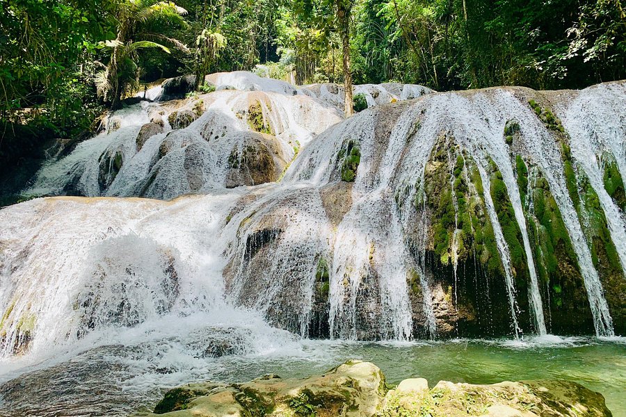 Saluopa Waterfall image