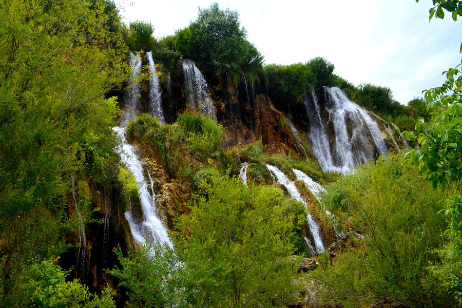 Girlevik Waterfall image