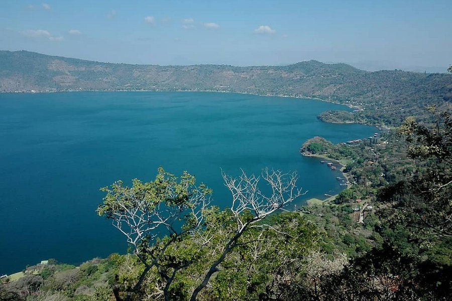 Lago de Coatepeque image