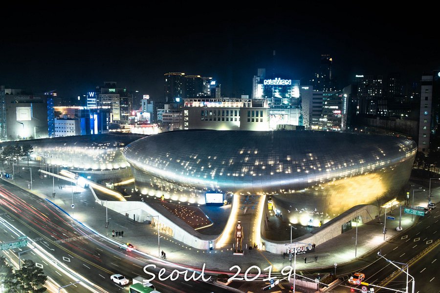 Dongdaemun Design Plaza (DDP) image