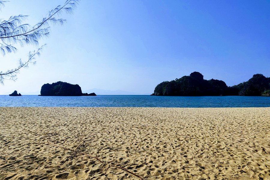 Tanjung Rhu Beach image