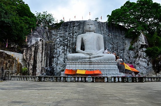 World's tallest granite Samadhi Buddha statue in Kurunegala image