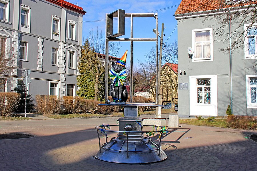 Monument to Cats in Zelenogradsk image