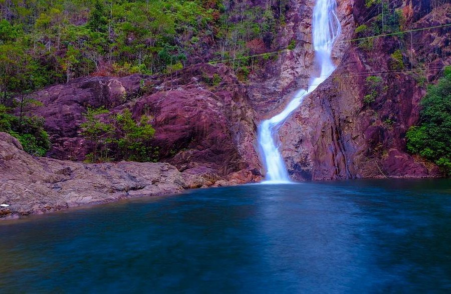 Berkelah Waterfall image