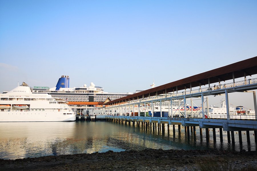 Boustead Cruise Center image