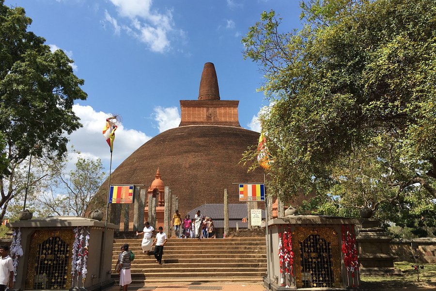 Jethawanaramaya Stupa image