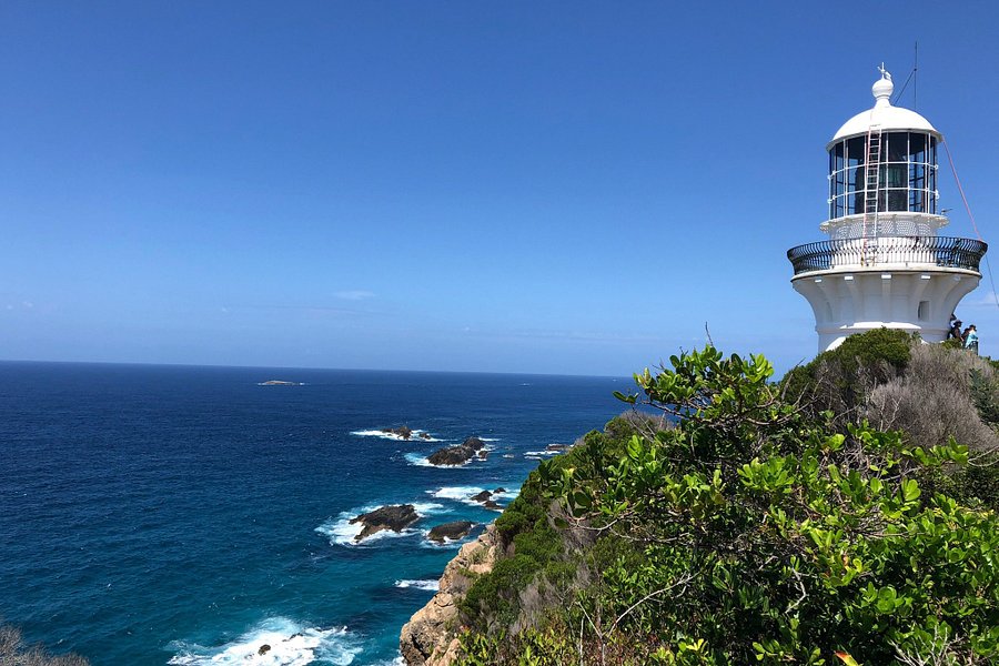 Seal Rocks Lighthouse image