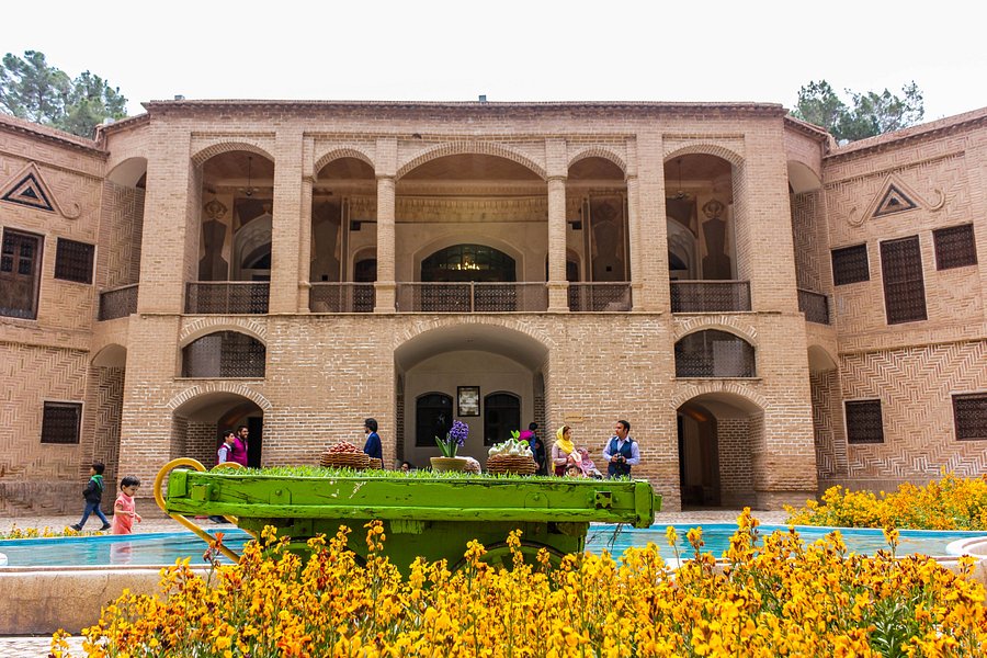 Akbarieh Historical Building & Garden image