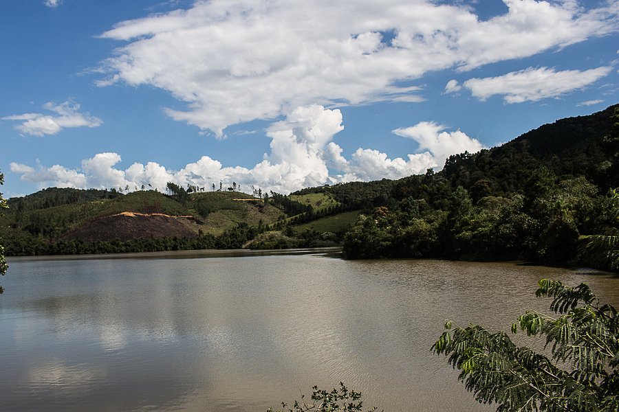 Barragem da Usina Hidrelétrica Garcia image