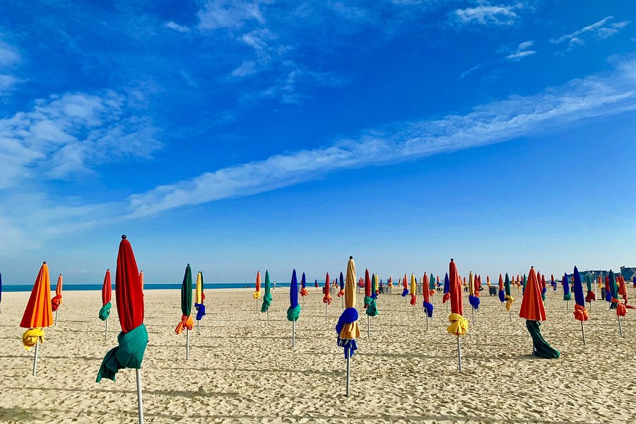 Deauville Beach image