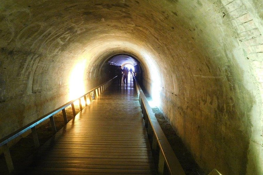 Qijin Xingkong Tunnel image