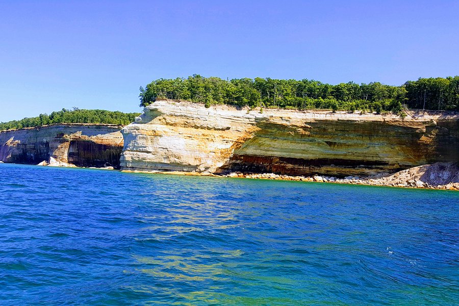 Pictured Rocks National Lakeshore image