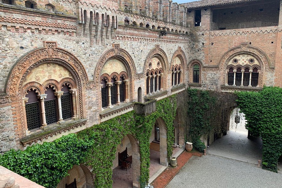 Castello di Grazzano Visconti image