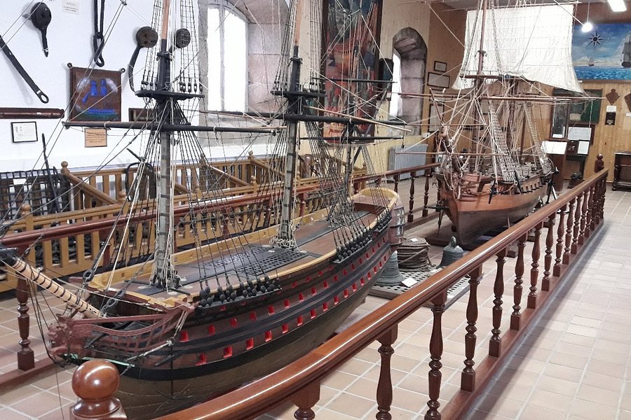 Museo Naval image