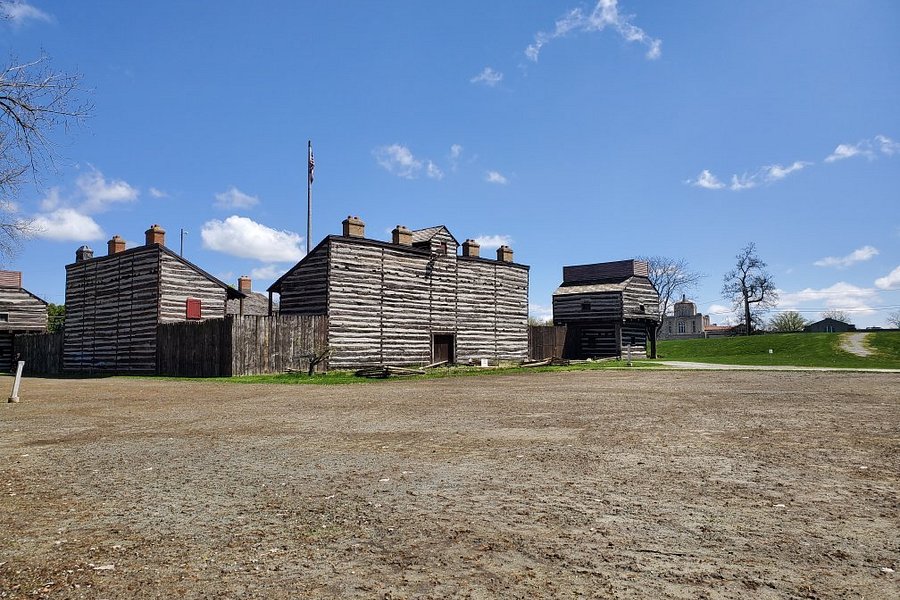 Historic Fort Wayne image