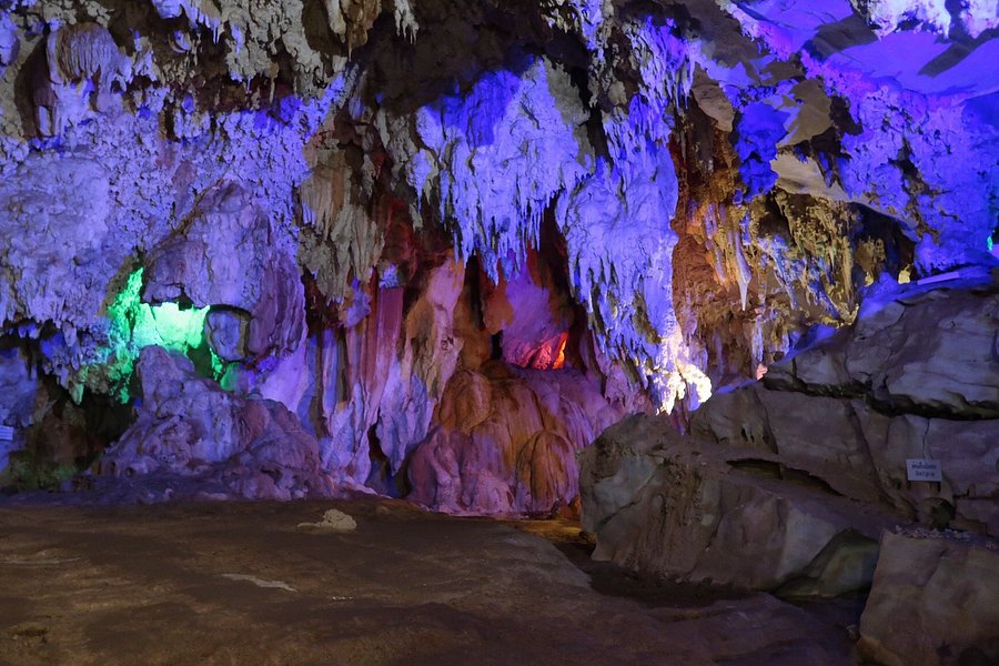 Tham Nang Aen Cave image