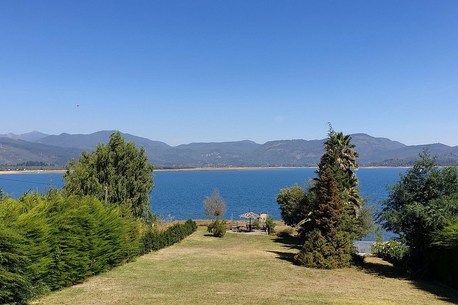 Lago Colbun image