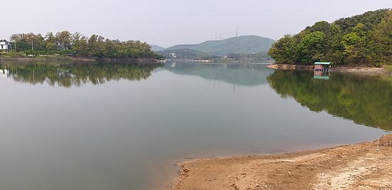 Gosam Lake image
